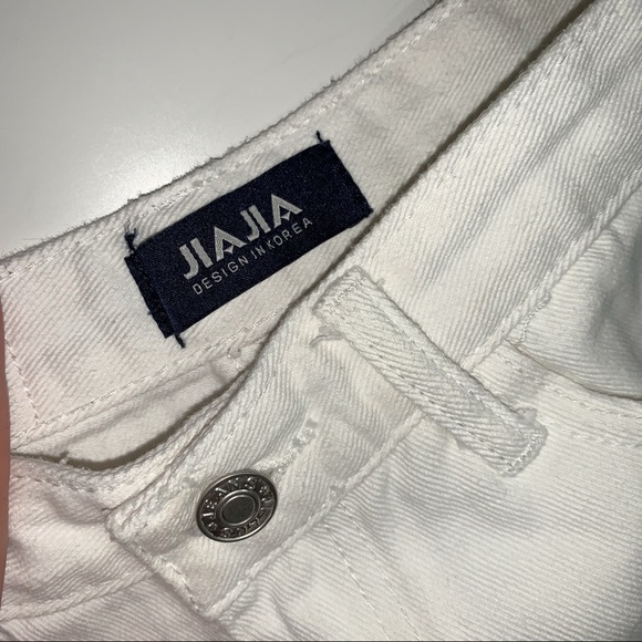 White jeans shorts! - Picture 2 of 3